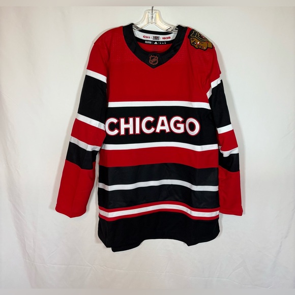 Adidas Chicago Blackhawks Reverse Retro 2.0 Hockey Jersey 22/23